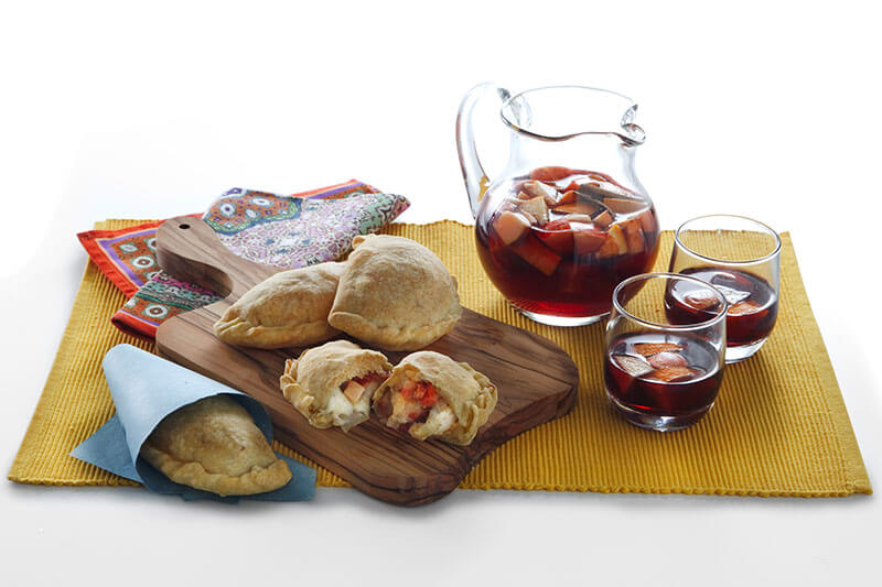 Empanadas con Toma Piemontese	