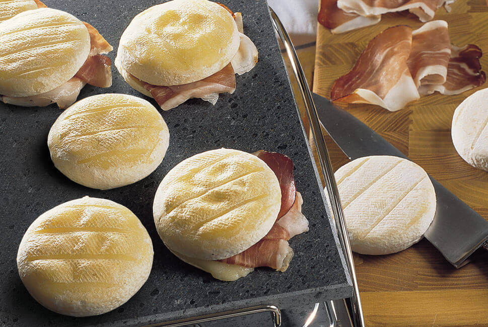 Tomino del Boscaiolo® farcito con pancetta	